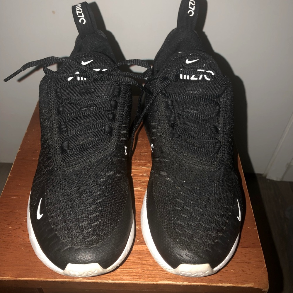 Women’s Nike Airmax 270